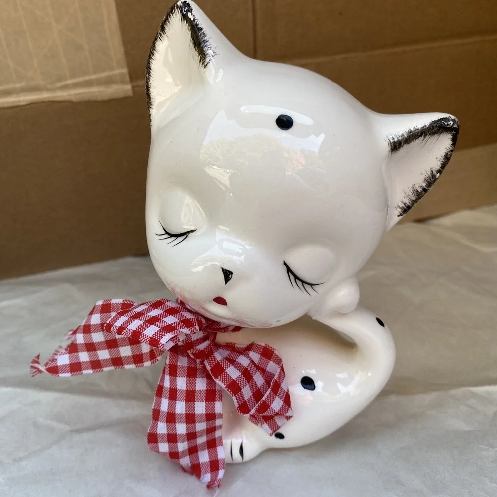 Cat Kitten Figurine Eyes Closed Polka Dotted Ceramic Porcelain Hand Painted